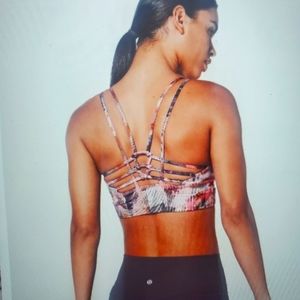 Lululemon Uncage Bra